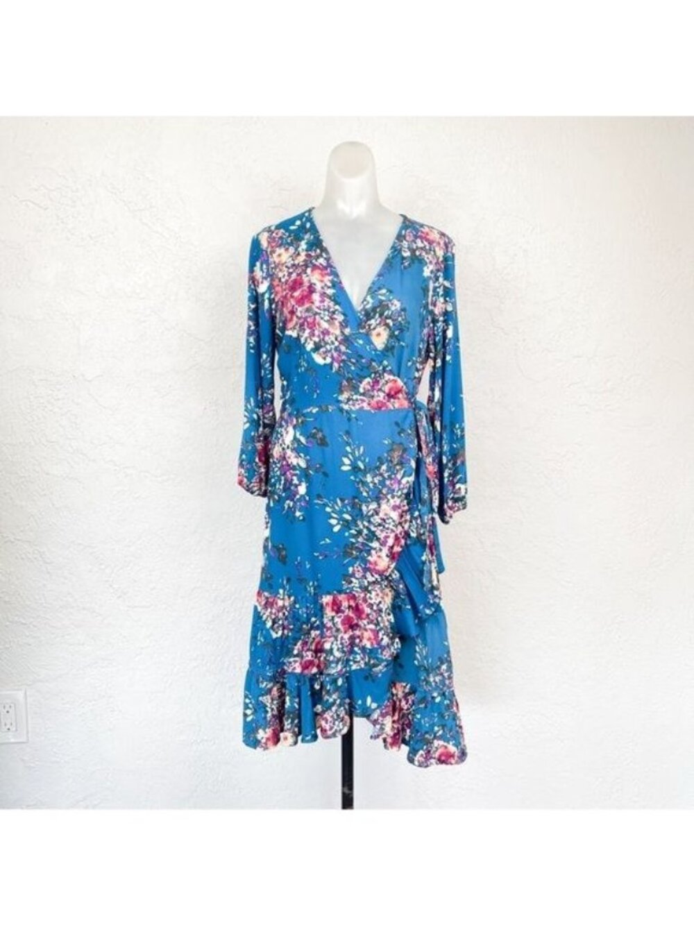 Cupcakes & Cashmere | Blue Floral Wrap Midi Dress